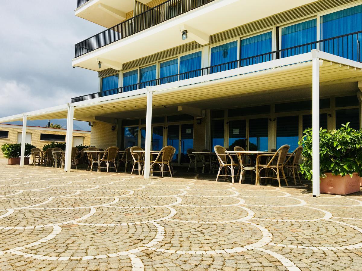 Grand Hotel L'Approdo Terracina Bagian luar foto